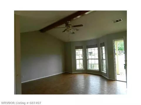 1810 Cherrybark Dr, Greenwood, AR 72936 photo 5