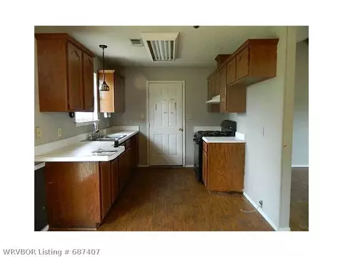 1810 Cherrybark Dr, Greenwood, AR 72936 photo 8