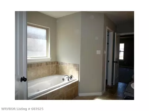 6110 Ironwood Ln, Fort Smith, AR 72916 photo 12