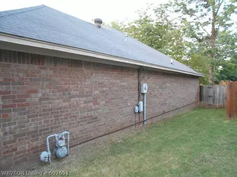 9709 Croxted Rd, Fort Smith, AR 72908 photo 2