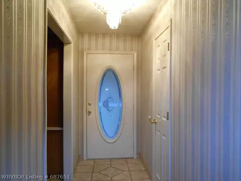 9709 Croxted Rd, Fort Smith, AR 72908 photo 5