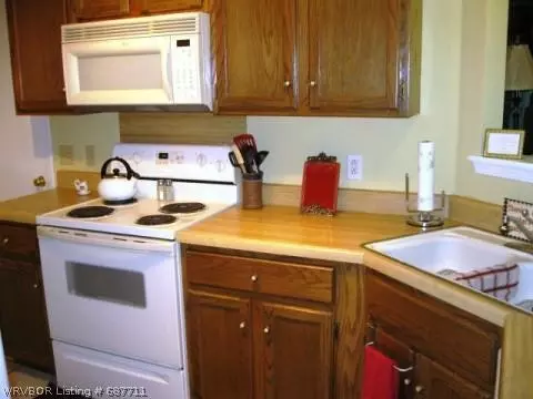 600 Heather Way, Barling, AR 72923 photo 4