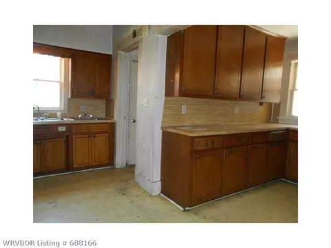 816 N 21st St, Fort Smith, AR 72904 photo 7
