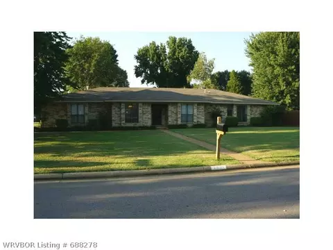 2901 Canongate Way, Fort Smith, AR 72908 photo 2