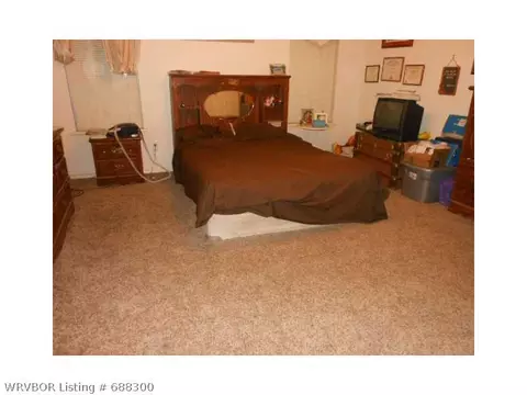 603 Village Dr, Lavaca, AR 72941 photo 12