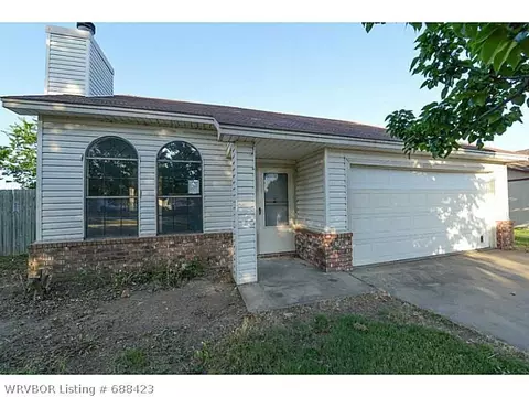 3225 S 68th Cir, Fort Smith, AR 72903 photo 1