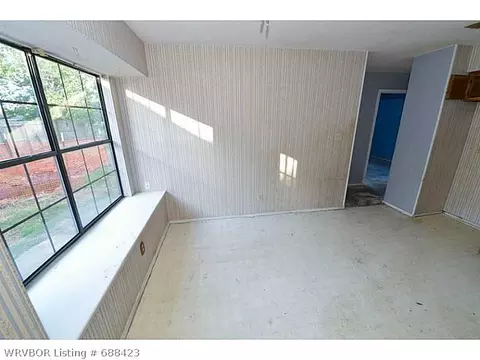 3225 S 68th Cir, Fort Smith, AR 72903 photo 12