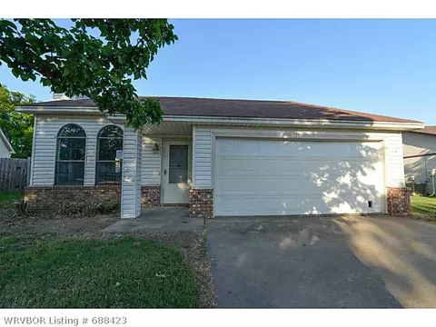 3225 S 68th Cir, Fort Smith, AR 72903 photo 2