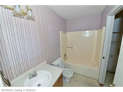 3225 S 68th Cir, Fort Smith, AR 72903 photo 23