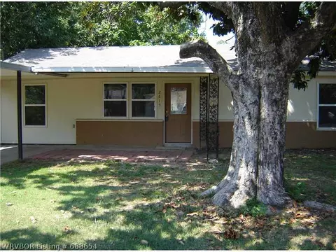 2615 N 41st St, Fort Smith, AR 72904 photo 1
