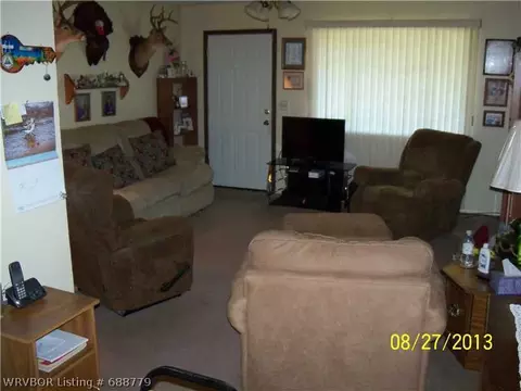 1402 N 4th St, Paris, AR 72855 photo 4