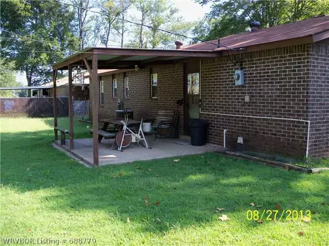 1402 N 4th St, Paris, AR 72855 photo 2