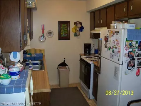 1402 N 4th St, Paris, AR 72855 photo 3