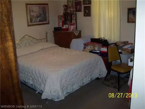 1402 N 4th St, Paris, AR 72855 photo 6
