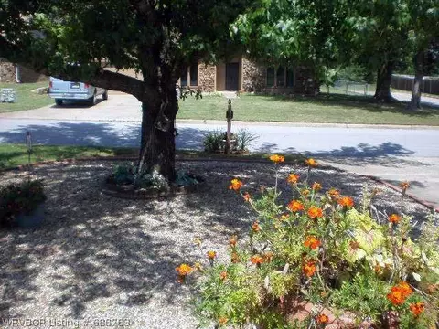 1403 Strozier Ct, Barling, AR 72923 photo 24