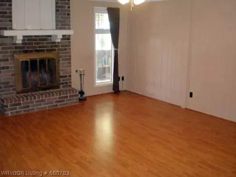 1403 Strozier Ct, Barling, AR 72923 photo 15