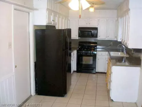 1403 Strozier Ct, Barling, AR 72923 photo 21