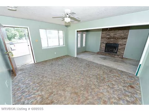 1305 12th Ter, Barling, AR 72923 photo 10