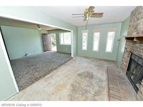 1305 12th Ter, Barling, AR 72923 photo 12