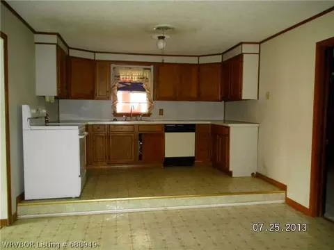 214 Main St, Hackett, AR 72937 photo 5
