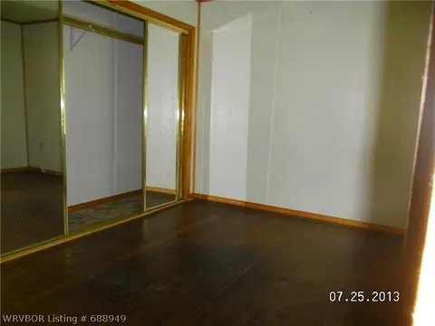 214 Main St, Hackett, AR 72937 photo 8