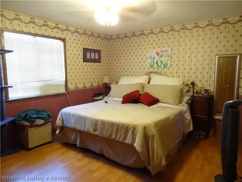507 Thicksten Dr, Alma, AR 72921 photo 5