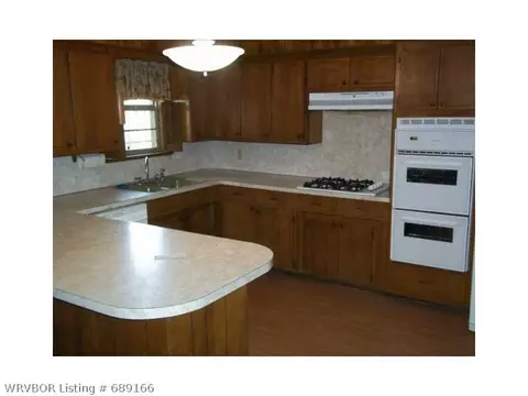 3923 N 54th St, Fort Smith, AR 72904 photo 2