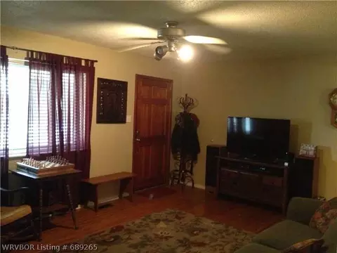 901 Creston St, Fort Smith, AR 72908 photo 4