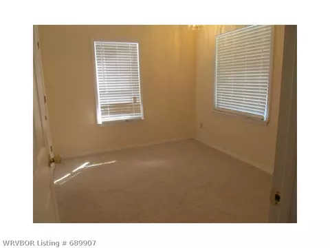 1515 S Independence St, Fort Smith, AR 72903 photo 4