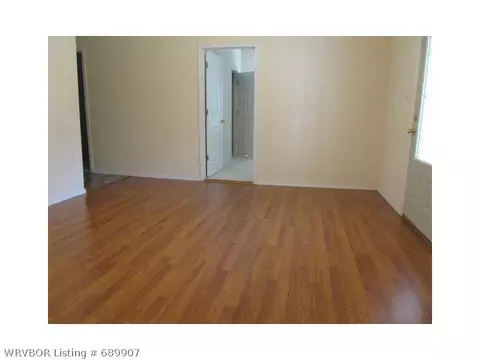 1515 S Independence St, Fort Smith, AR 72903 photo 3
