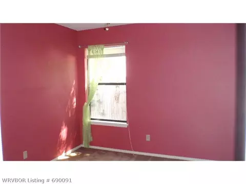 708 Heather Way, Barling, AR 72923 photo 7