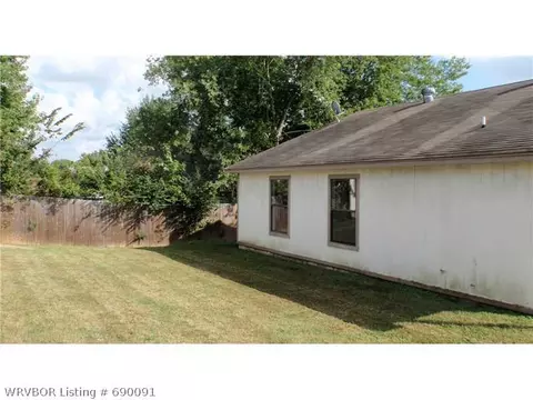 708 Heather Way, Barling, AR 72923 photo 11