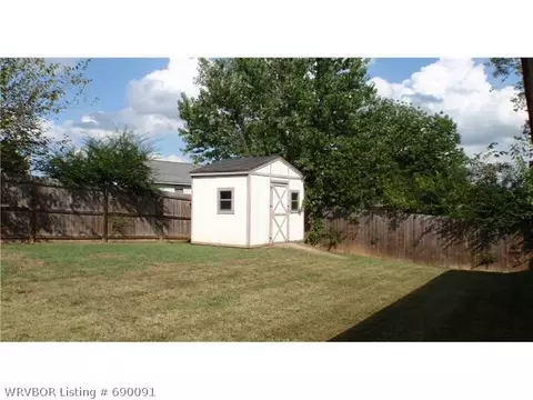 708 Heather Way, Barling, AR 72923 photo 9
