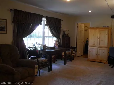 192 E 6th St, Waldron, AR 72958 photo 4