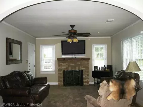 2419 S M St, Fort Smith, AR 72901 photo 2