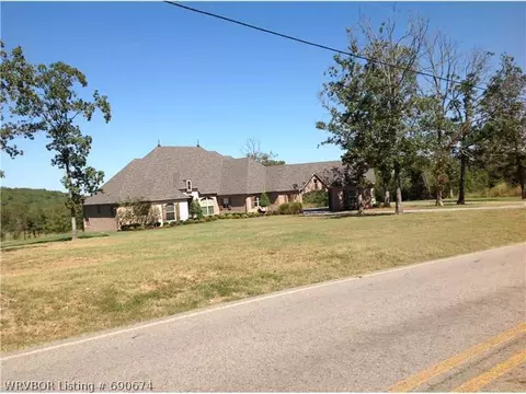 8331 Howard Hill Rd, Fort Smith, AR 72916 photo 1