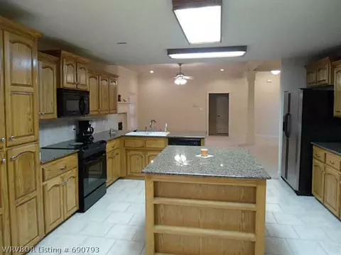 3 Katie Ct, Lavaca, AR 72941 photo 9