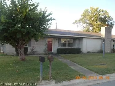 1207 E St, Barling, AR 72923 photo 2