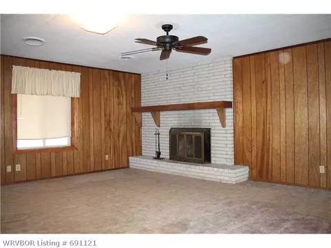 1207 E St, Barling, AR 72923 photo 7