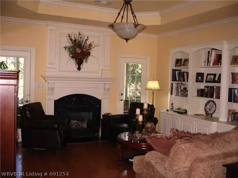 6300 Meadow Brook Dr, Fort Smith, AR 72916 photo 3