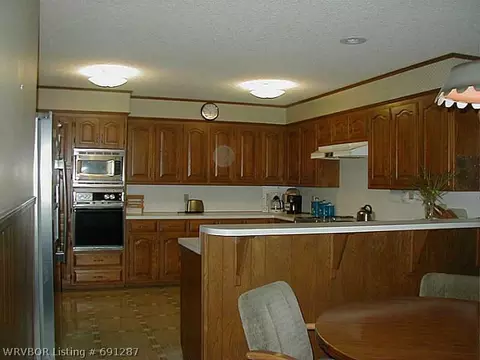 15 S 35th Cir, Fort Smith, AR 72903 photo 4