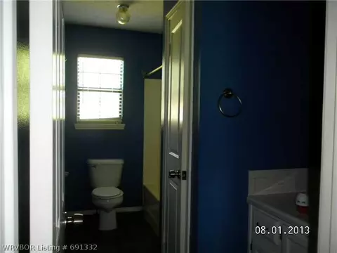 206 Marvin St, Hackett, AR 72937 photo 9