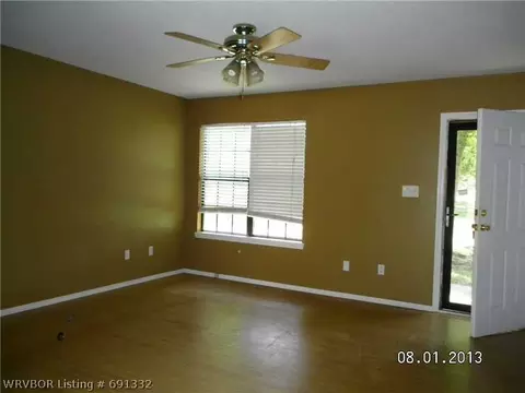 206 Marvin St, Hackett, AR 72937 photo 8