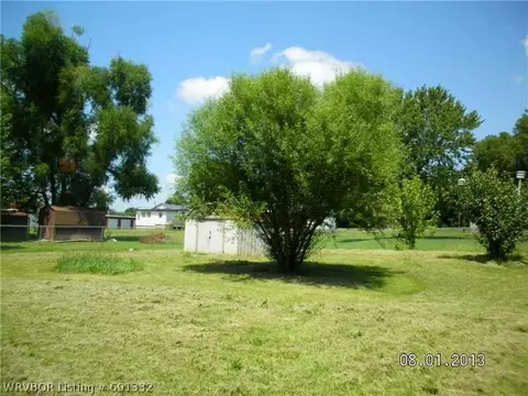 206 Marvin St, Hackett, AR 72937 photo 4