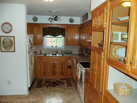 6424 Nickletown Rd, Huntington, AR 72940 photo 7