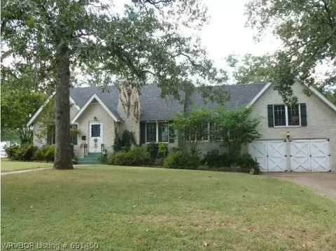 205 Sweet Ave, Fort Smith, AR 72901 photo 1