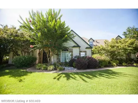 3816 Spring Mountain Dr, Fort Smith, AR 72916 photo 2