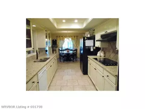 7107 Riviera Dr, Fort Smith, AR 72903 photo 6