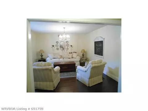 7107 Riviera Dr, Fort Smith, AR 72903 photo 2