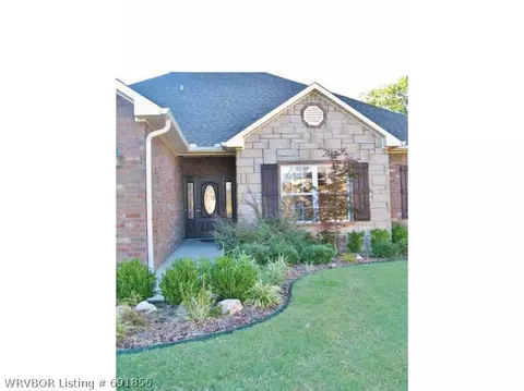 2804 Brighton Ct, Fort Smith, AR 72903 photo 2